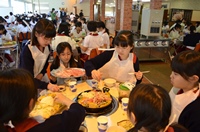 昼食風景（ジンギスカン）.jpg