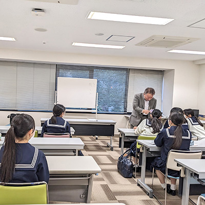 中国語文化体験講座が始まりました